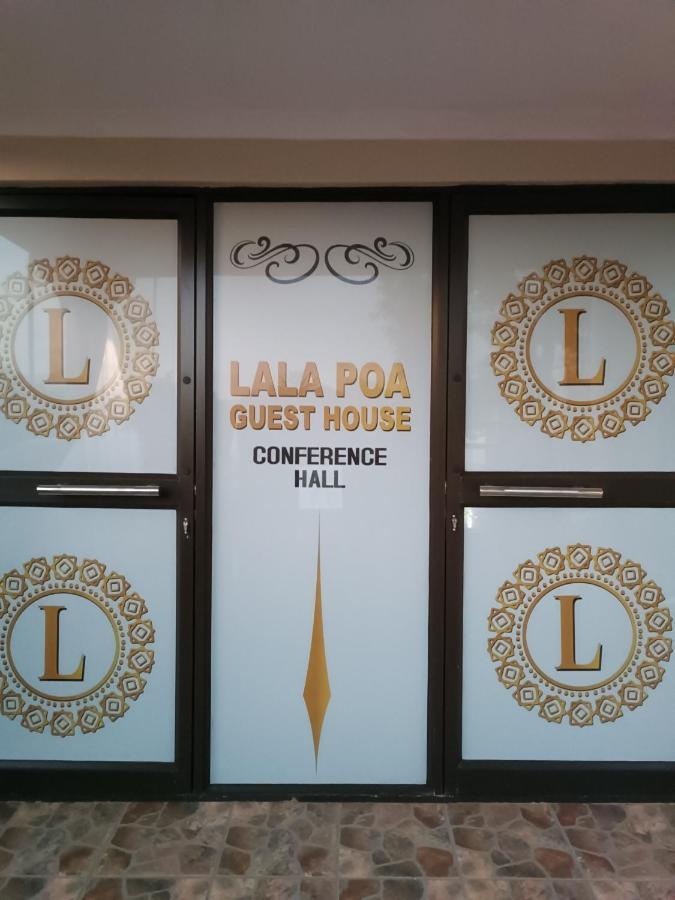 Lala Poa Guest House Klerksdorp Extérieur photo